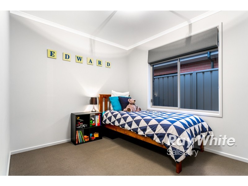 13B Wolsten Road, Para Hills SA 5096