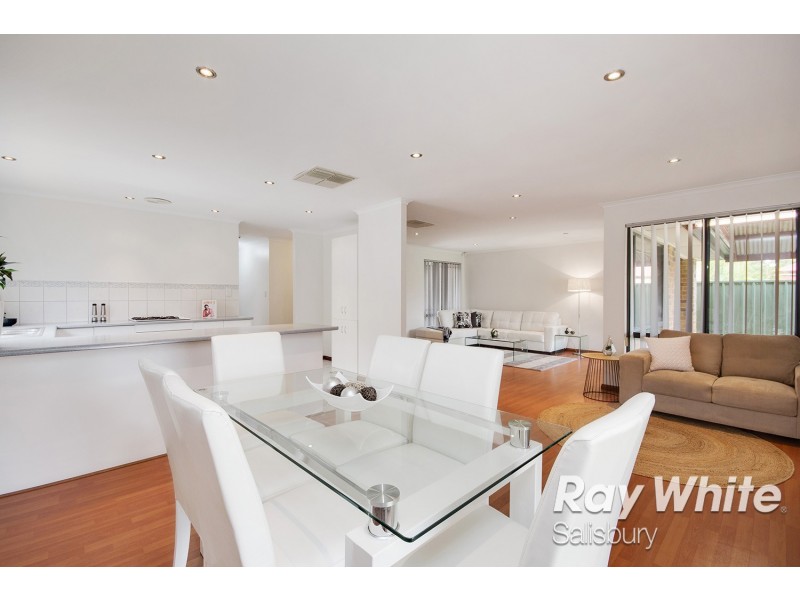 18 Maplewood Drive, Blakeview SA 5114