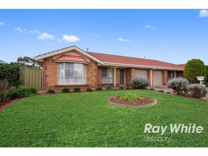 2/11 Rachael Road, Salisbury Downs SA 5108