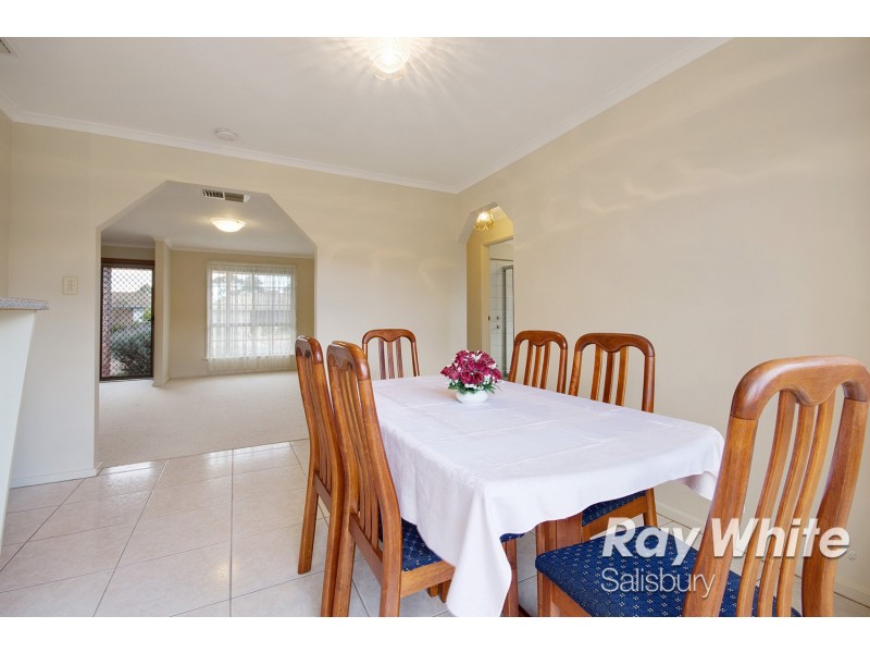 2/11 Rachael Road, Salisbury Downs SA 5108
