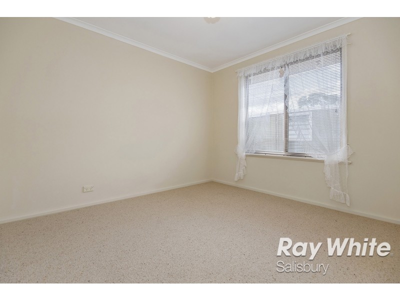 2/11 Rachael Road, Salisbury Downs SA 5108