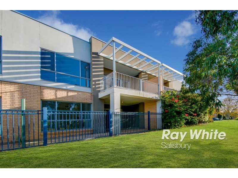 2/32 The Walk, Mawson Lakes SA 5095