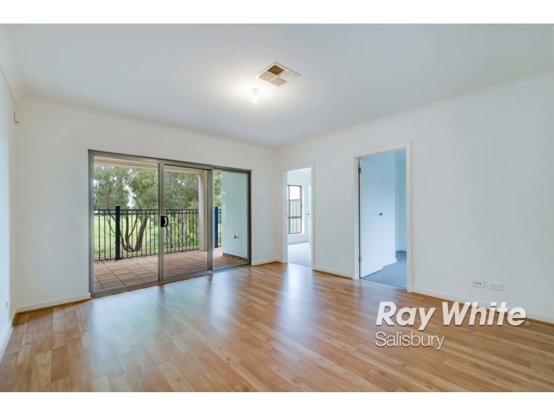 2/32 The Walk, Mawson Lakes SA 5095