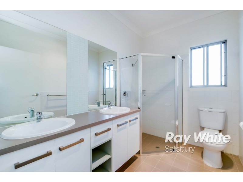 2/32 The Walk, Mawson Lakes SA 5095