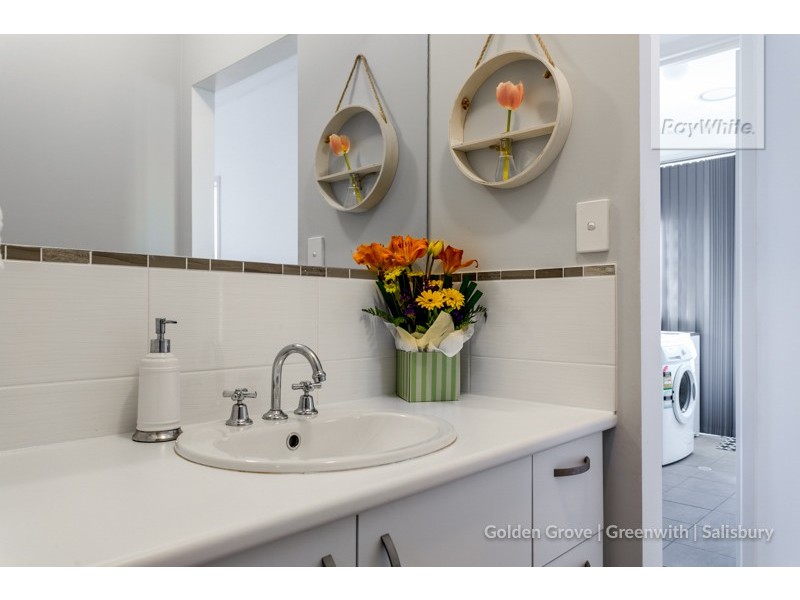 4 Tower Way, Blakeview SA 5114