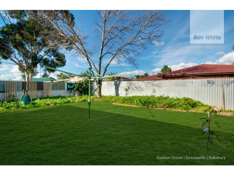 9 President Avenue, Andrews Farm SA 5114