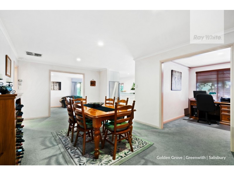 23 Gully Drive, Gulfview Heights SA 5096