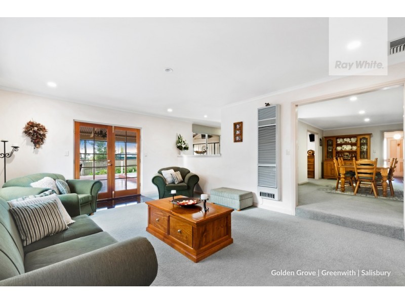 23 Gully Drive, Gulfview Heights SA 5096