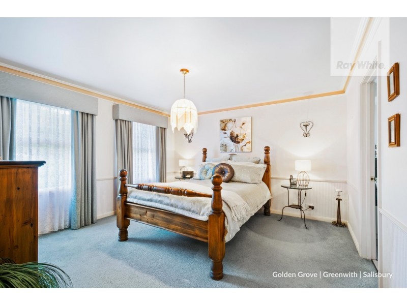 23 Gully Drive, Gulfview Heights SA 5096