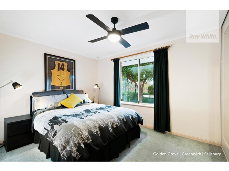 23 Gully Drive, Gulfview Heights SA 5096