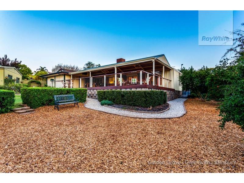 23 Gully Drive, Gulfview Heights SA 5096