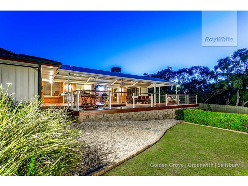 23 Gully Drive, Gulfview Heights SA 5096