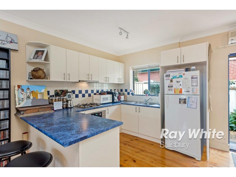 2/32 Charles Sturt Avenue, Grange SA 5022