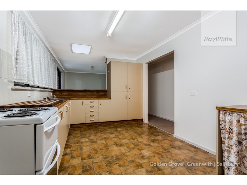 18 Damian Drive, Salisbury Heights SA 5109