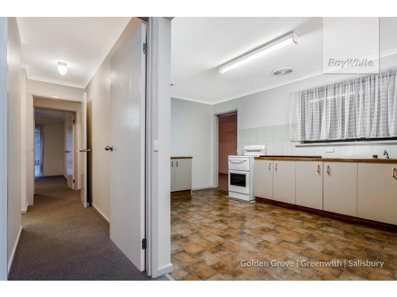 18 Damian Drive, Salisbury Heights SA 5109