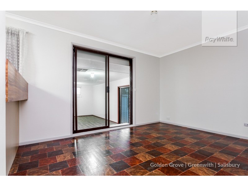 18 Damian Drive, Salisbury Heights SA 5109