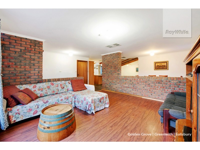 6 Manuella Court, Paralowie SA 5108