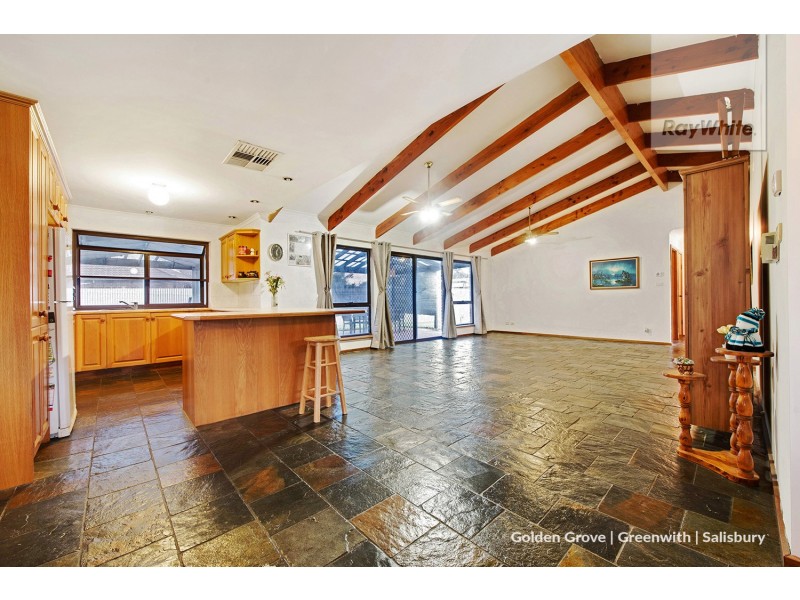 6 Manuella Court, Paralowie SA 5108