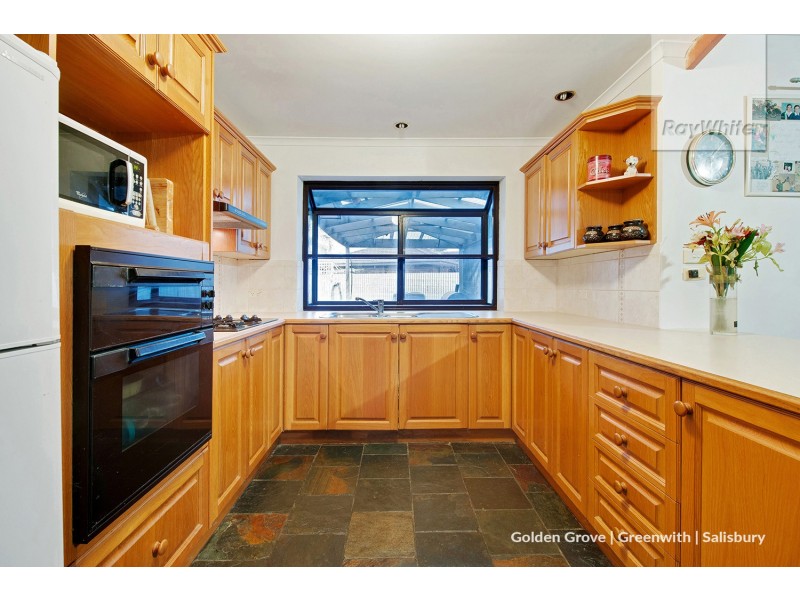 6 Manuella Court, Paralowie SA 5108