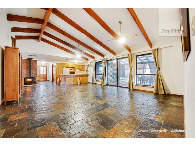 6 Manuella Court, Paralowie SA 5108