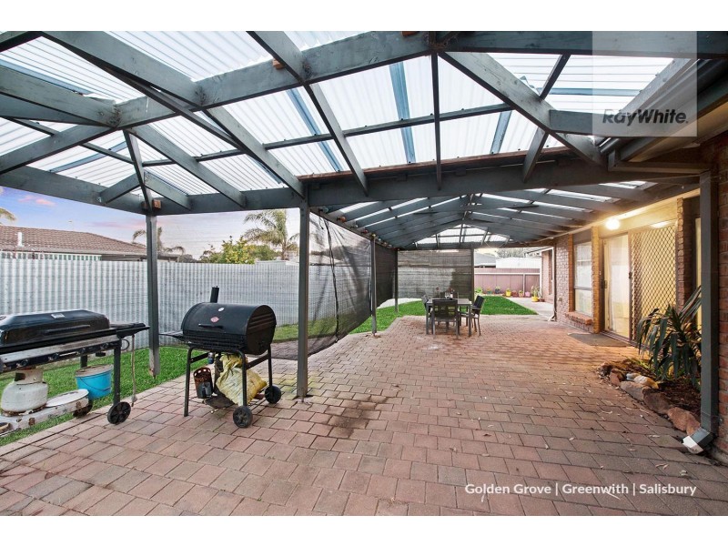 6 Manuella Court, Paralowie SA 5108