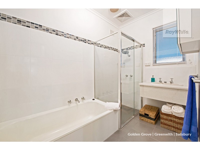 440 Bridge Road, Para Hills West SA 5096