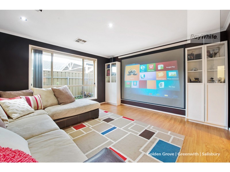 154 President Avenue, Andrews Farm SA 5114