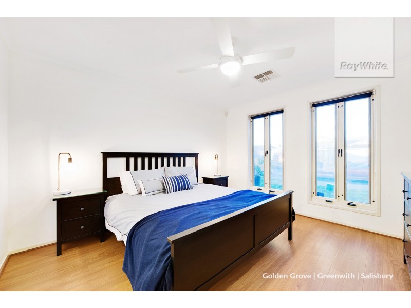 154 President Avenue, Andrews Farm SA 5114