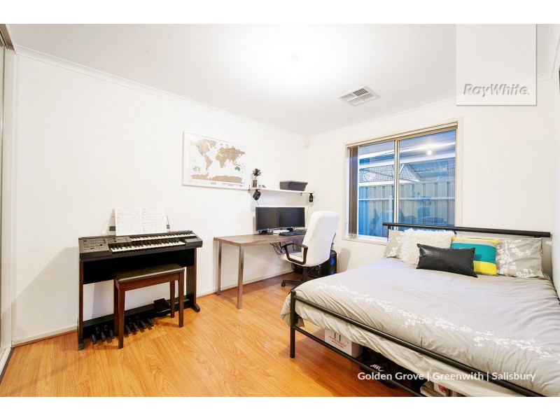 154 President Avenue, Andrews Farm SA 5114