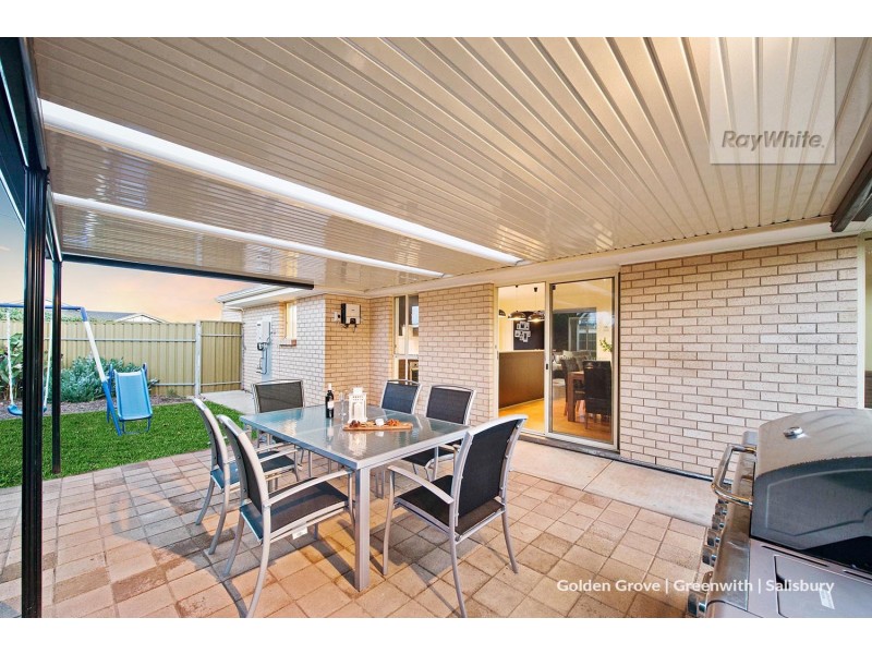 154 President Avenue, Andrews Farm SA 5114