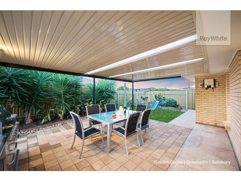 154 President Avenue, Andrews Farm SA 5114