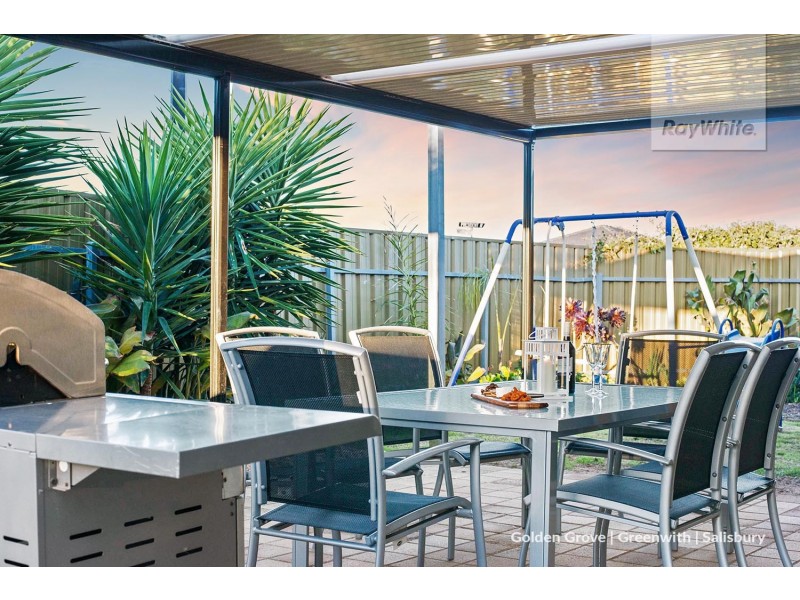 154 President Avenue, Andrews Farm SA 5114