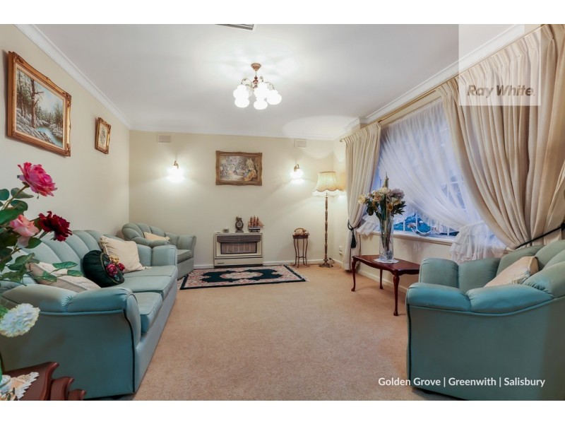 53 Buckley Crescent, Fairview Park SA 5126