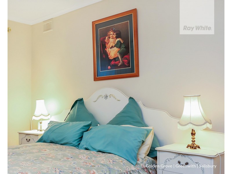 53 Buckley Crescent, Fairview Park SA 5126