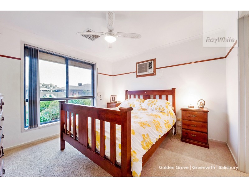 2 Hutton Avenue, Andrews Farm SA 5114