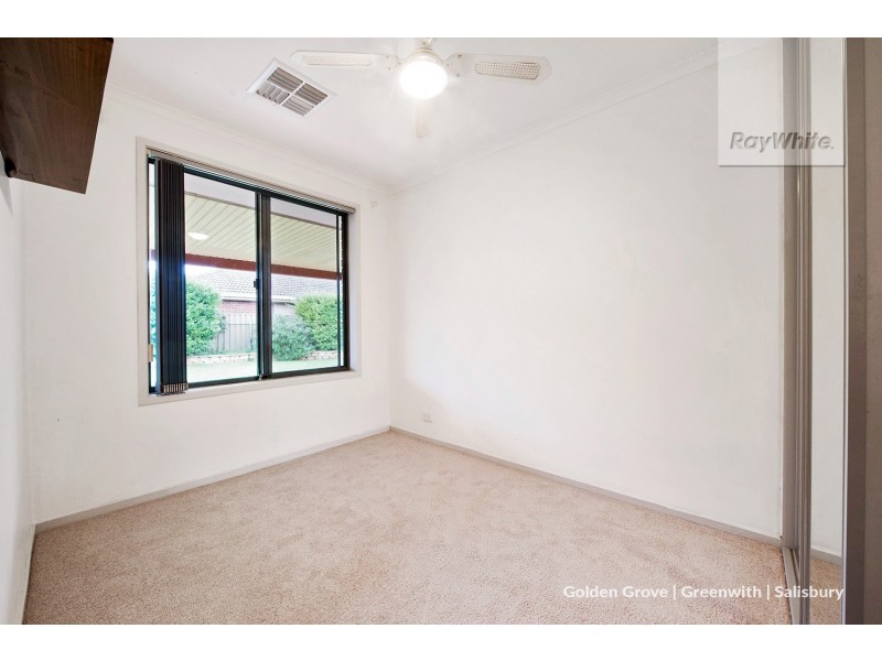 2 Hutton Avenue, Andrews Farm SA 5114