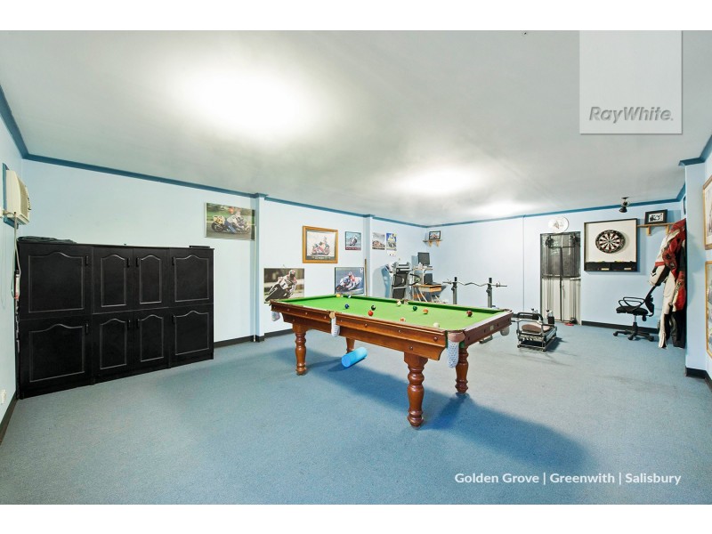 2 Hutton Avenue, Andrews Farm SA 5114