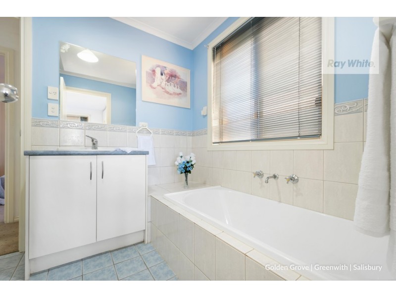 22 Oxford Court, Elizabeth Park SA 5113