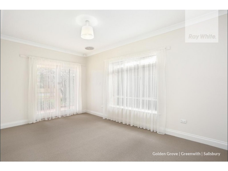 4 Ross Drive, Paralowie SA 5108