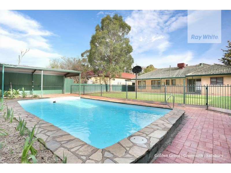4 Ross Drive, Paralowie SA 5108