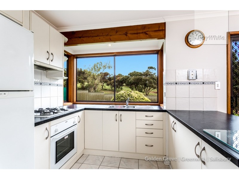 8 Sunset Court, Hillbank SA 5112