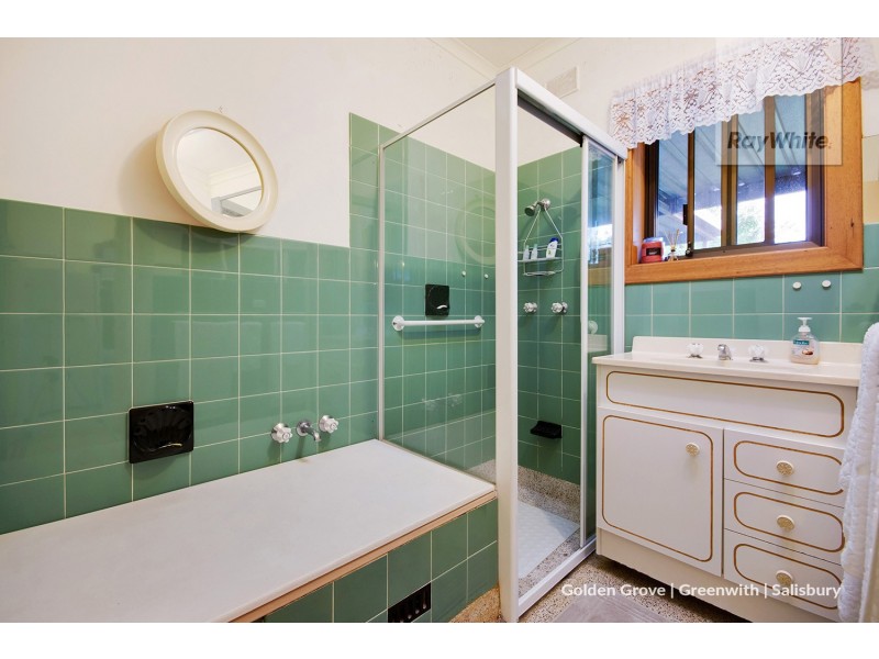 14 Bridport Street, Elizabeth Park SA 5113