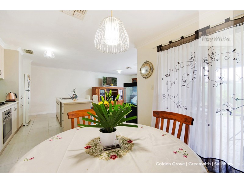 15 Tangarine Court, Munno Para West SA 5115