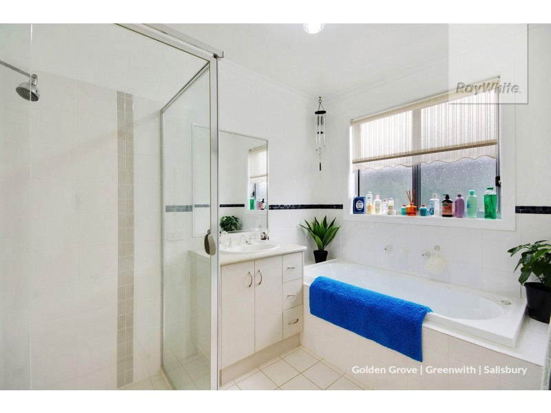 15 Tangarine Court, Munno Para West SA 5115