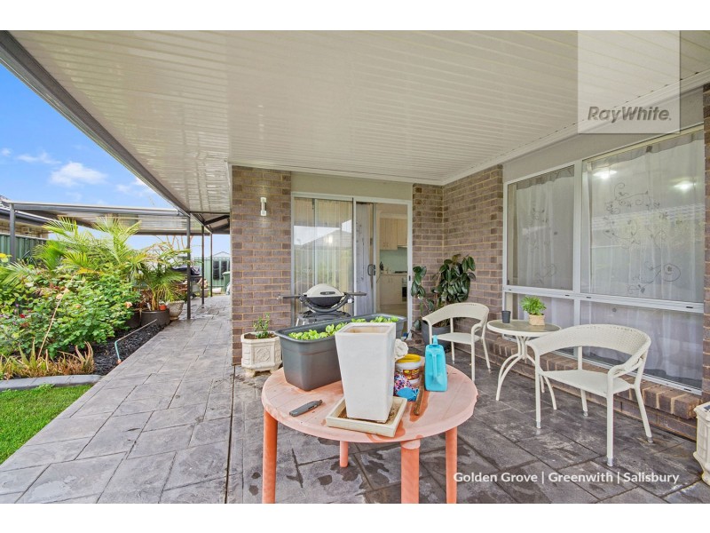 15 Tangarine Court, Munno Para West SA 5115