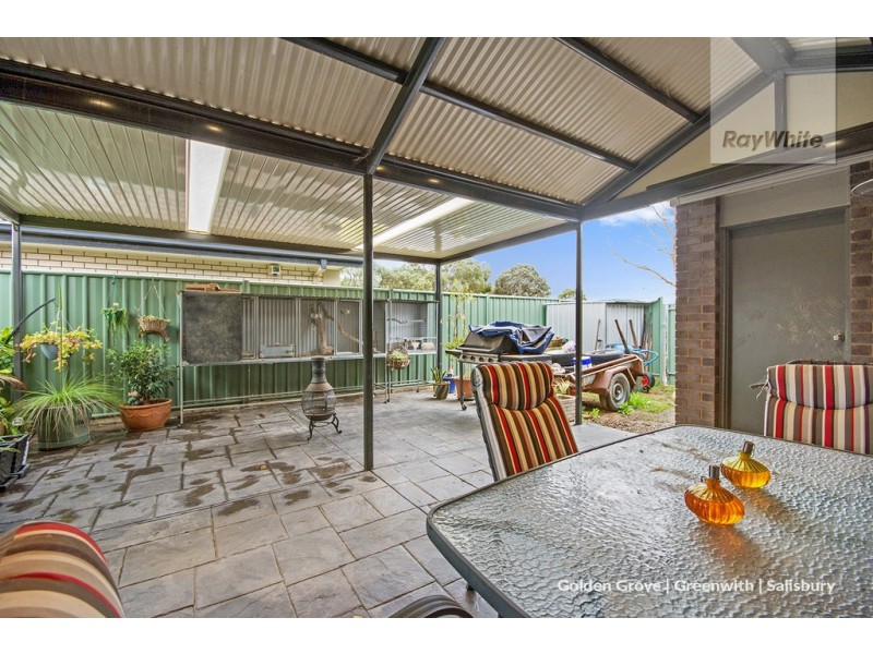 15 Tangarine Court, Munno Para West SA 5115