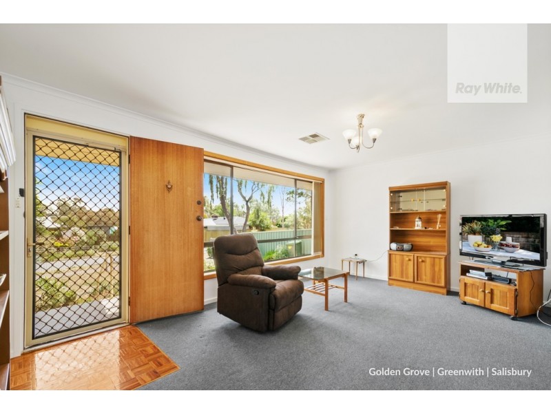 18 Debra Crescent, Salisbury East SA 5109