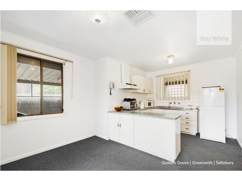 18 Debra Crescent, Salisbury East SA 5109