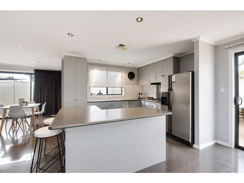 6 Cherry Avenue, Direk SA 5110
