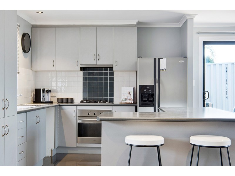 6 Cherry Avenue, Direk SA 5110